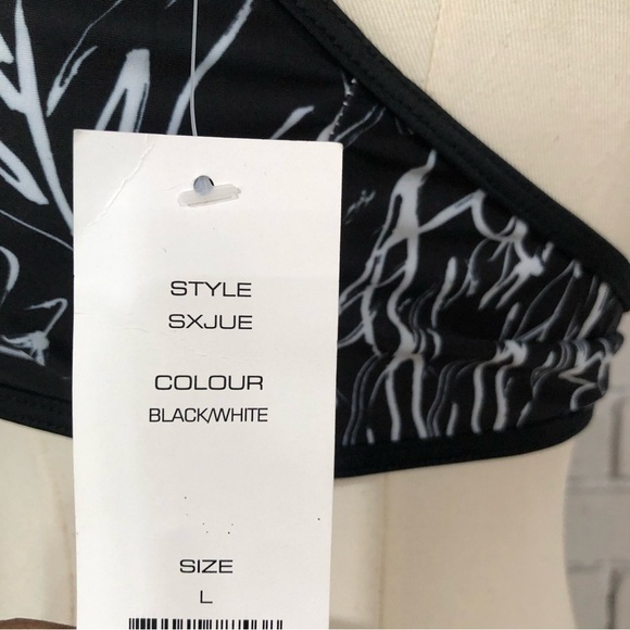 French Connection Women’s Black and White Bikini Print - Picture 8 of 8